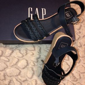 3/$30 Gap wedges